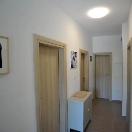 Three-room Near The Beach-zen Apartment
