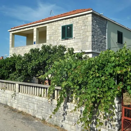 아파트 Three-room Near The Beach-zen