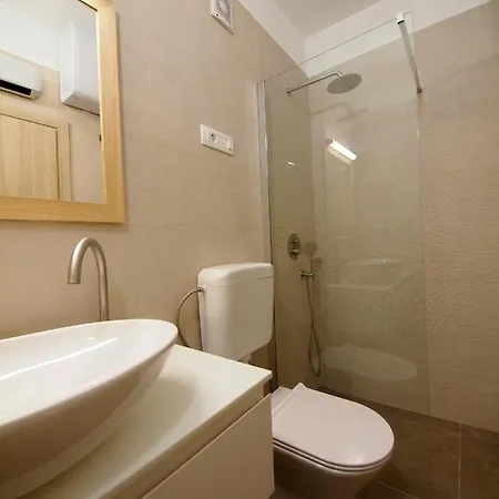 Three-room Near The Beach-zen Apartment