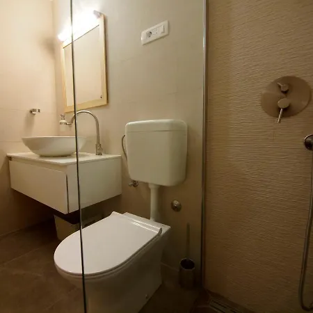Three-room Near The Beach-zen