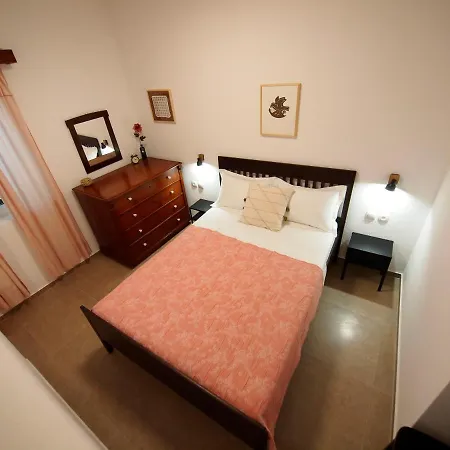 Three-room Near The Beach-zen דירה