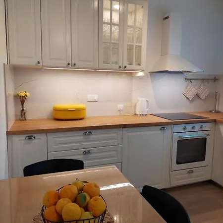 Three-room Near The Beach-zen Apartment