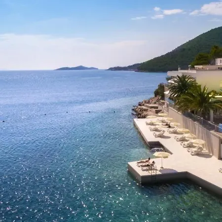 Apartman Three-room Near The Beach-zen