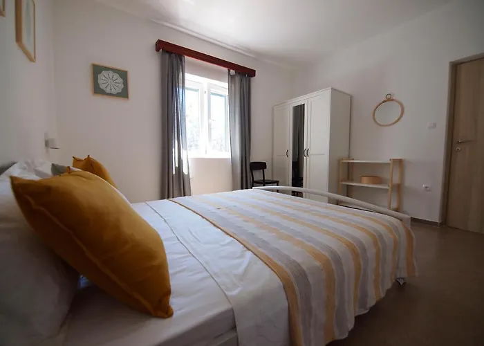 아파트 Three-room Near The Beach-zen 브르나