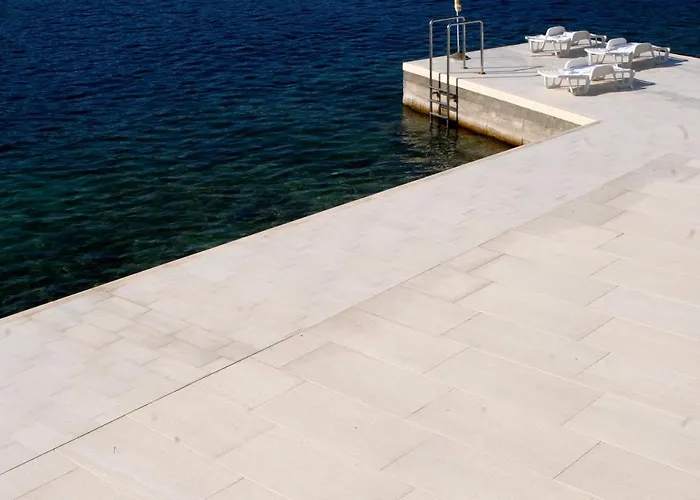 Three-room Near The Beach-zen 아파트 *