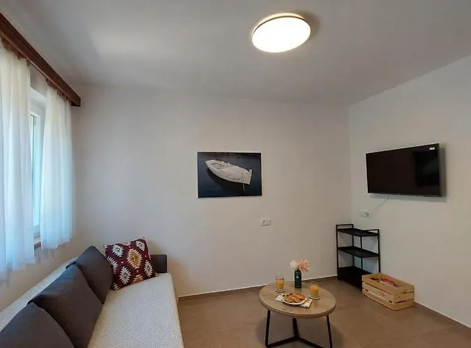 Three-room Near The Beach-zen 아파트 *