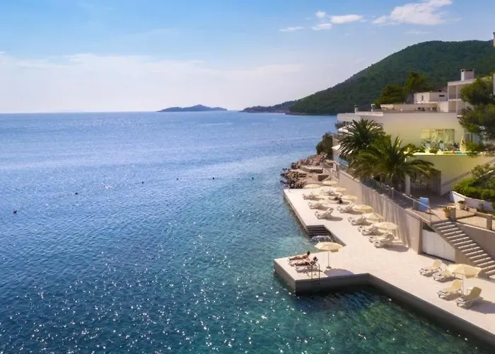 아파트 Three-room Near The Beach-zen