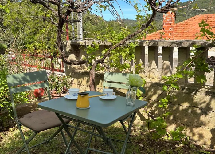 아파트 Three-room Near The Beach-zen